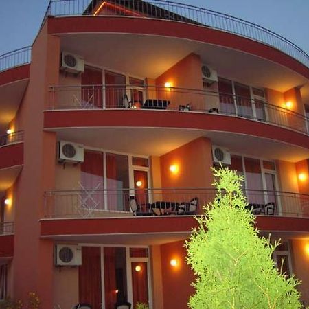 Family Hotel Deja Vu Ravda Ngoại thất bức ảnh